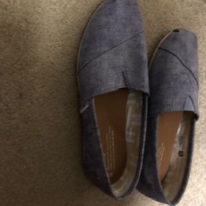 TOMS slip on shoes